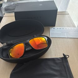 Oakley Holbrook Polarized Sunglasses Orange Lens Black Frame