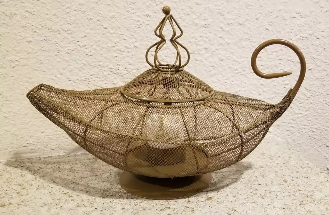 Candle holder