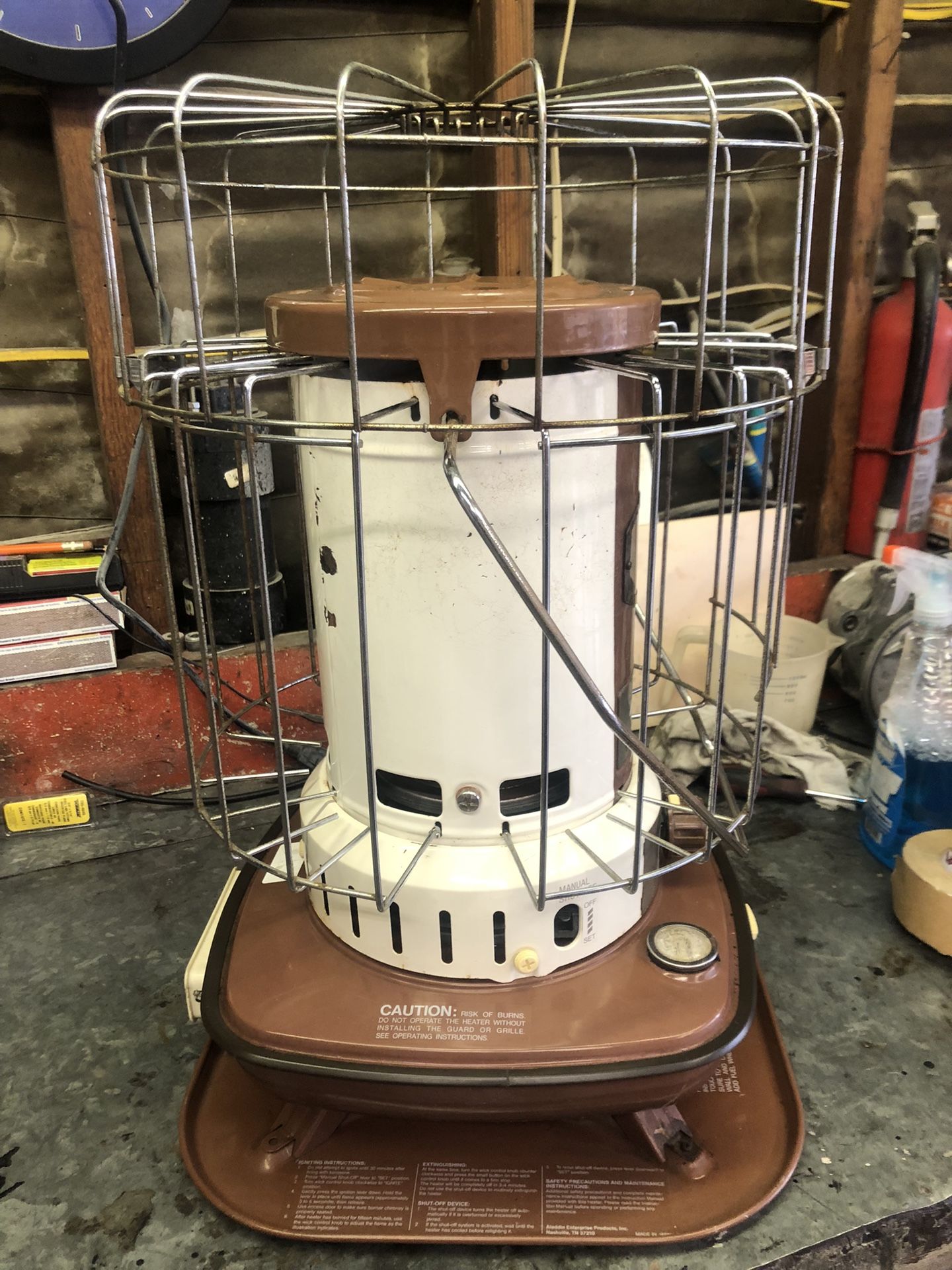 Aladdin TR 4000 Kerosine Heater for Sale in Montclair, CA - OfferUp display picture 1