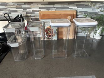 Assorted Food Containers