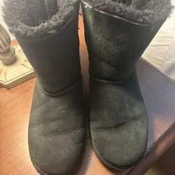 Ugg Boots Size 4