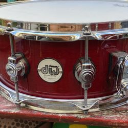 DW Design Snare Drum Cherry Color