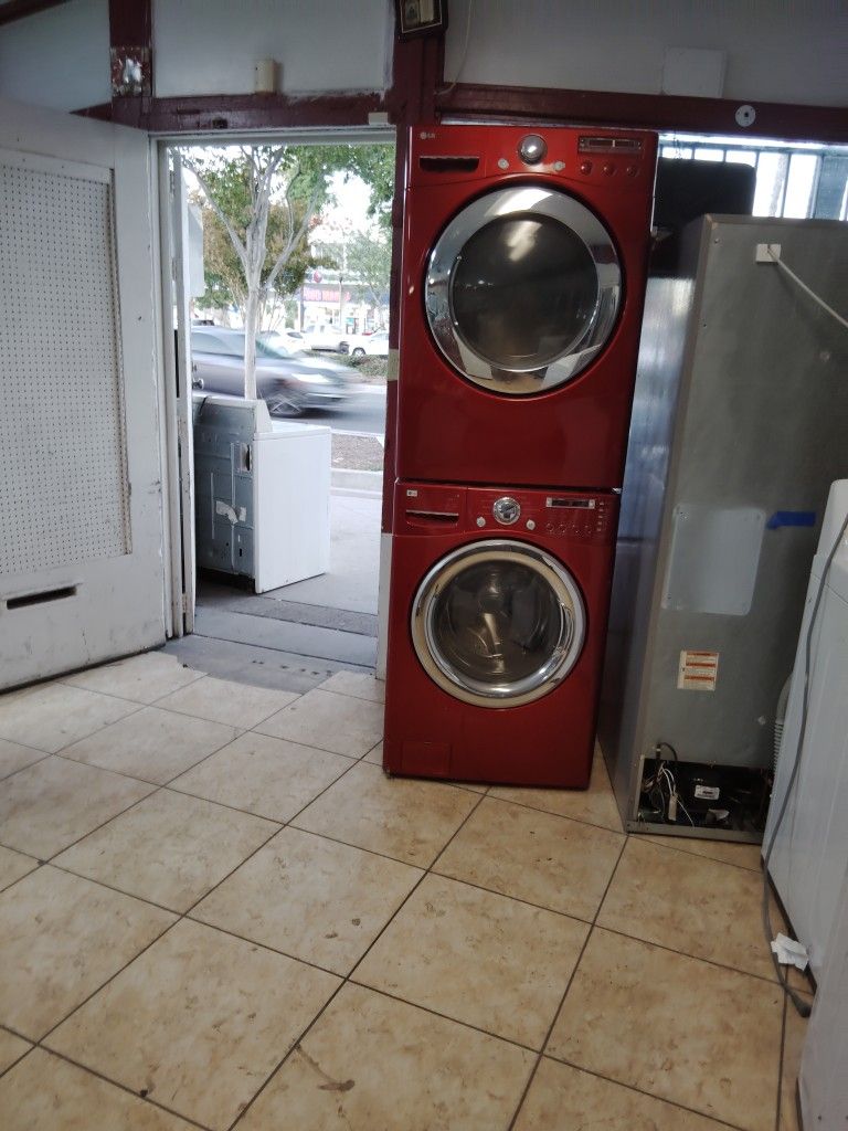 L.G. Washer And Dryer Everything Good 