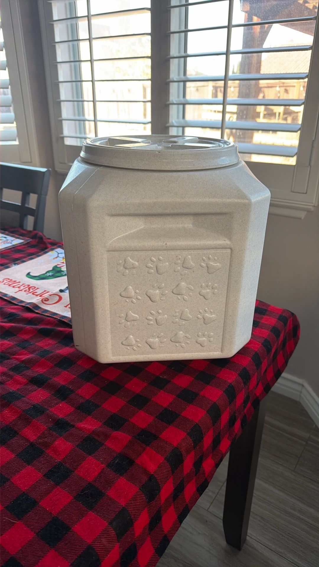 Vittles Vault Dog Food Container