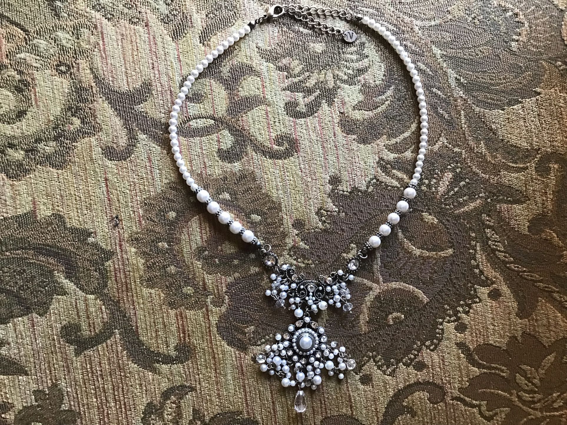 Costume beaded necklace