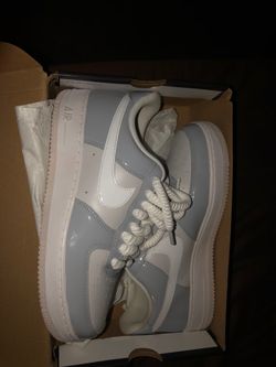 Air Force 1s sz 8.5