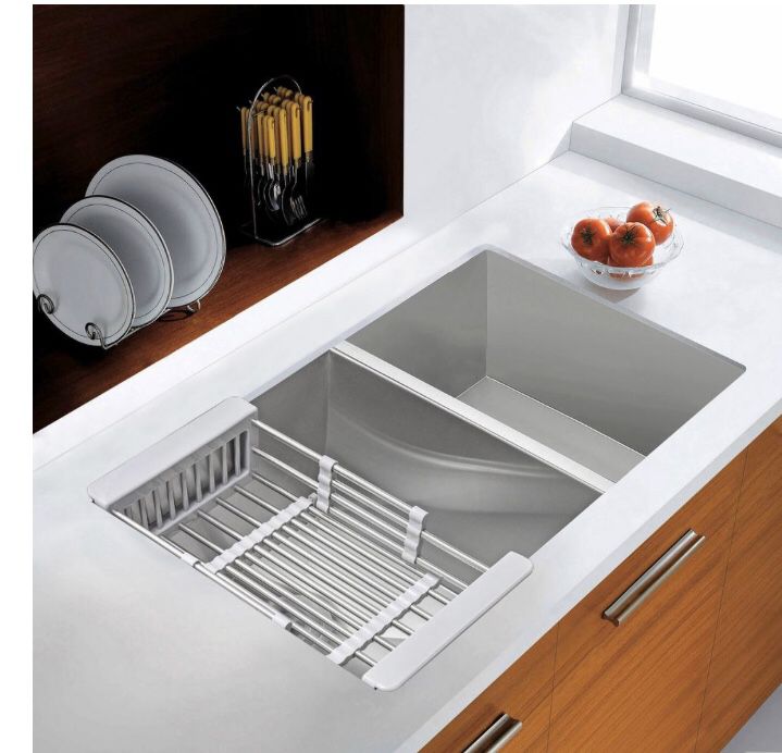 AKDY Handcrafted All-in-One Undermount Stainless Steel 33 in. x 22 in. x 9 in. Double Bowl Kitchen Sink with Tray and Drain