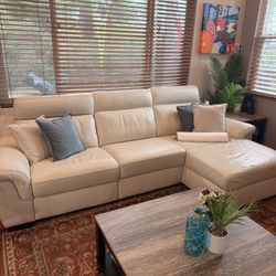 Julius I| 3-Pc. Leather Chaise Sectional with 1 Power Recliner