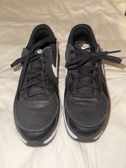 Women’s Nike Air Size 9