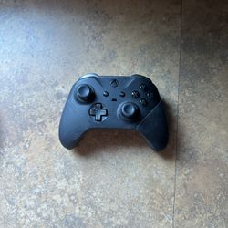 XBOX ELITE SERIES 2 $80