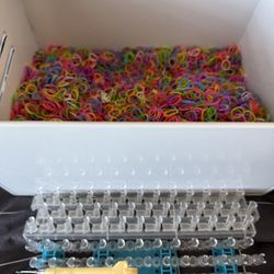 Loom Bands + 2 Looms + Hook