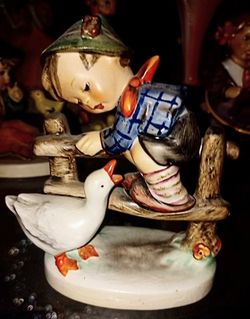 Barnyard Hero (Hum 195 2/0)
