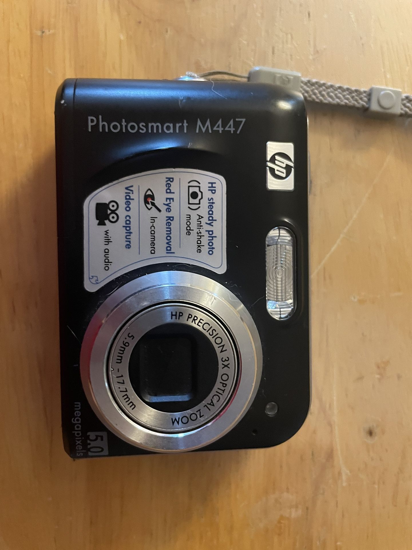 Beautiful Black W Silver Trim HP Photosmart Digital Camera M447