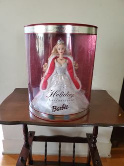 Holiday Celebration Barbie 2001