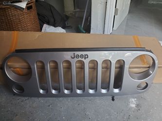 Jeep Wrangler Oem Bummper And Grill Negotiable 