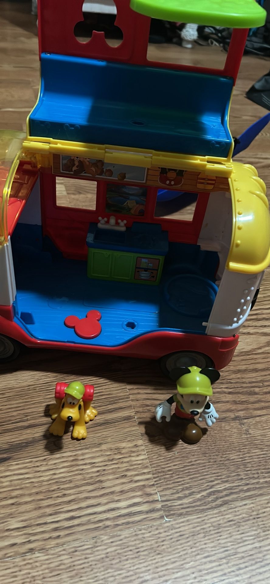 Mickeys Camper Van