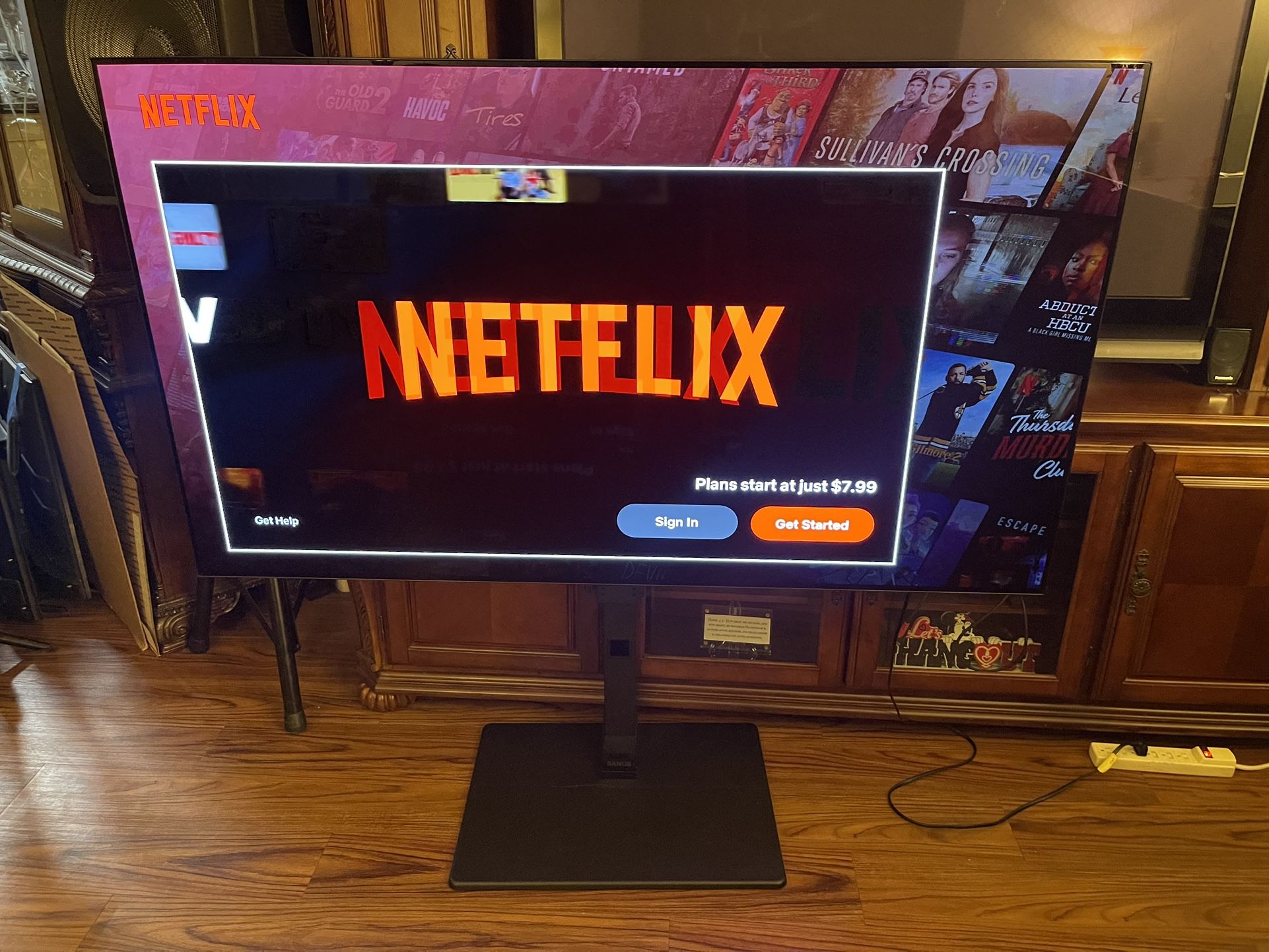 LG 65” 4K HDR Smart OLED TV with an α7 HDR and integrated LG ThinQ AI With New Remote. $500 OBO