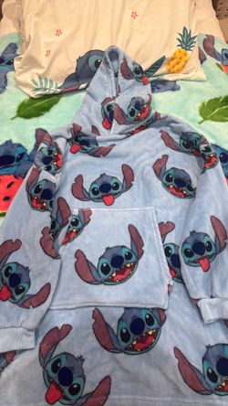 ONE SIZE STITCH BLANKET HOODIE