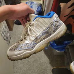 Jordan 11 White And Argon Blue Size 11