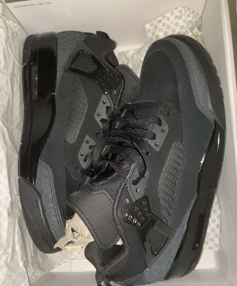 Black Jordan Spizike Lows Size 9