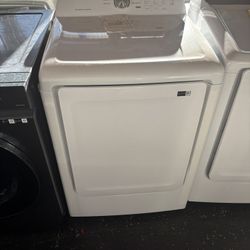 New Samsung Electric Dryer 