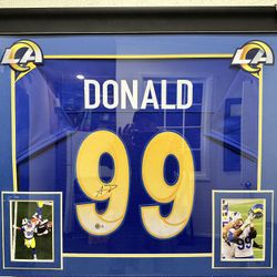 🏈 Framed Aaron Donald Autographed Jersey - Los Angeles Rams #99 🏆