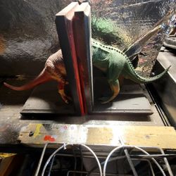 Dinosaur Book Ends