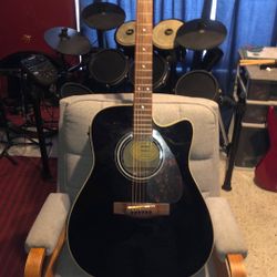 Yamaha FX 335C6 string guitar