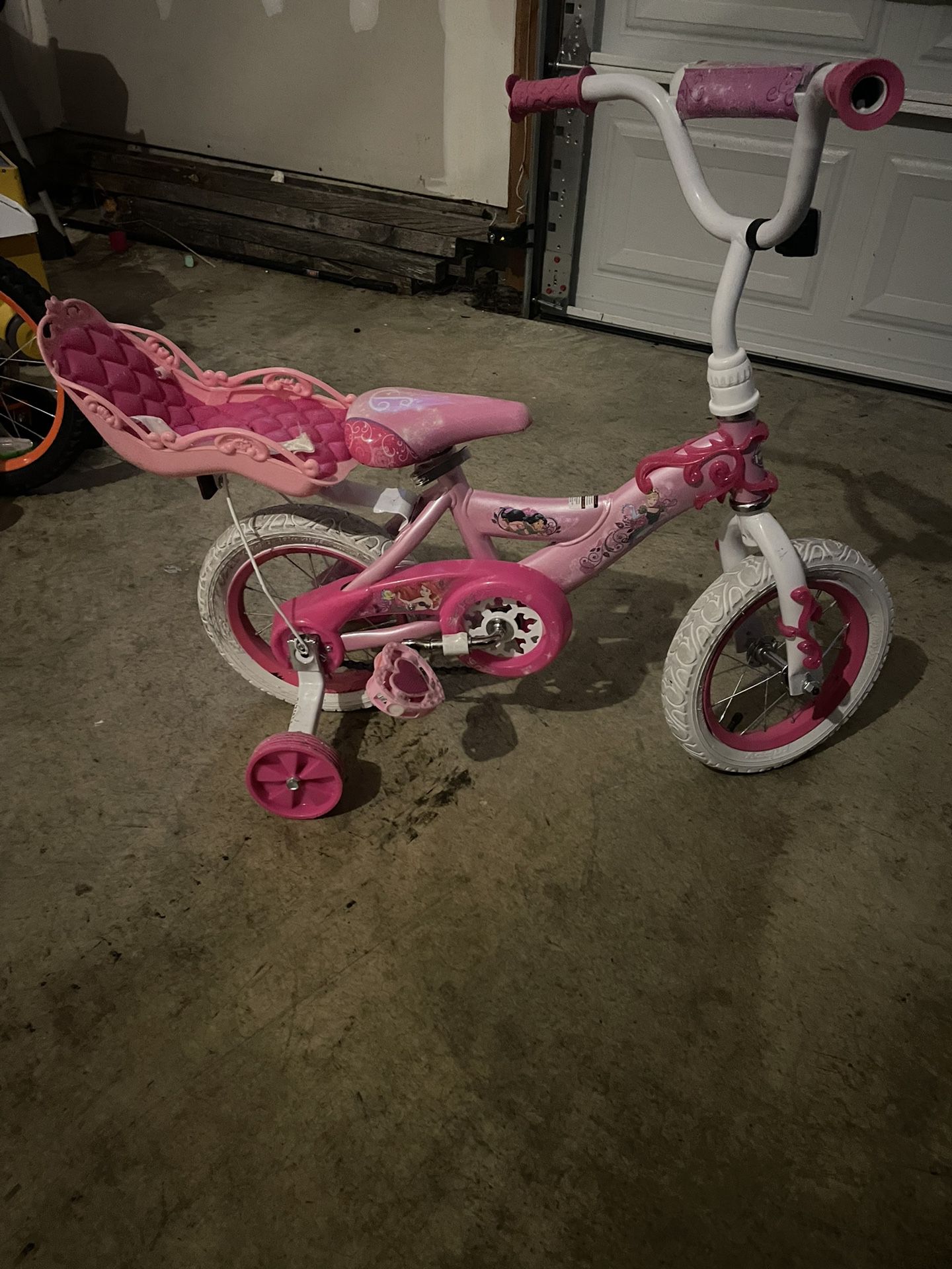 14” Princess bike With Doll Carrier & Training Wheels Eee
