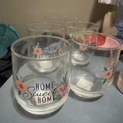 4 Pretty Drinking Glassss 