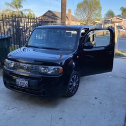 2010 Nissan Cube 