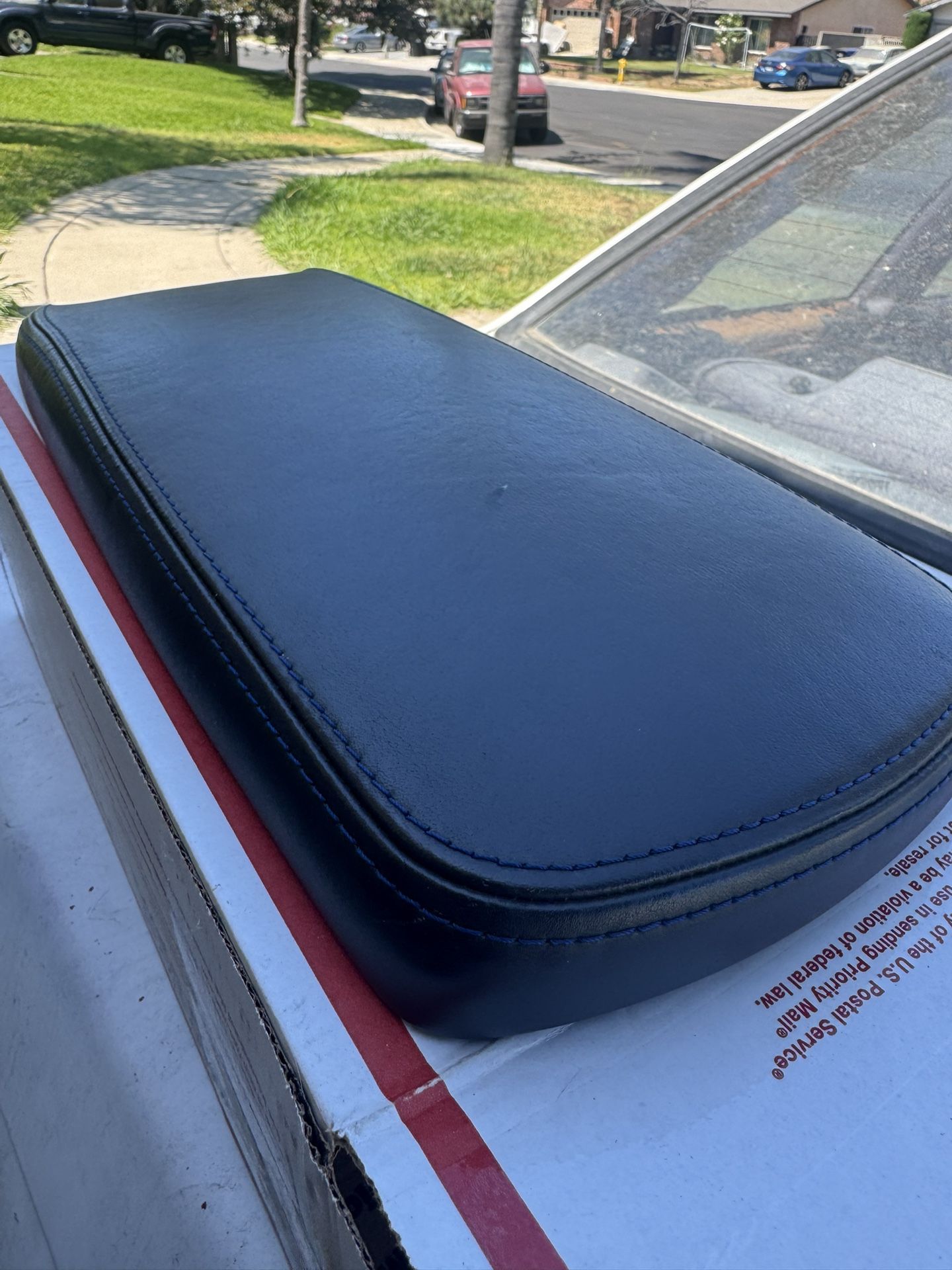 2008 Lexus Isf Armrest Cover