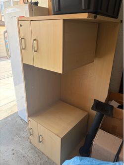 Office desk with 4 built in drawers