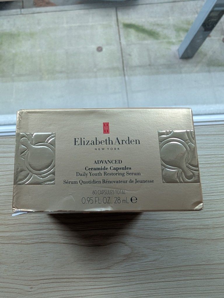 Elizabeth Arden Advanced Ceramics Capsules - Brand New