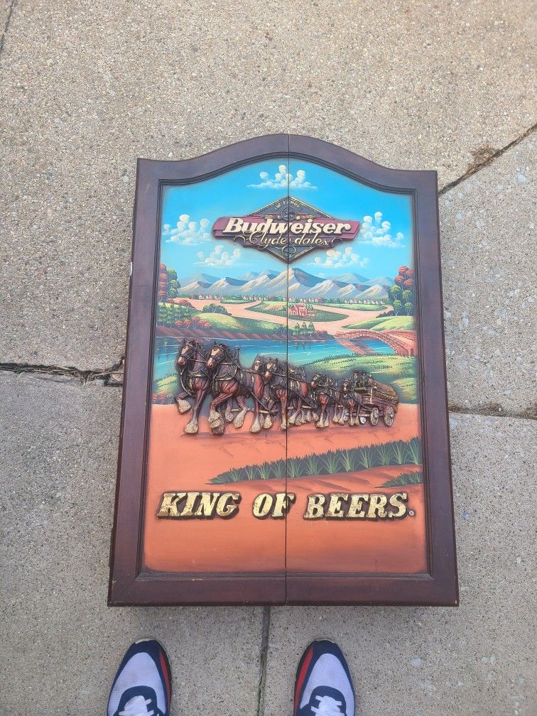 Vintage Budweiser Dart Board(Works)