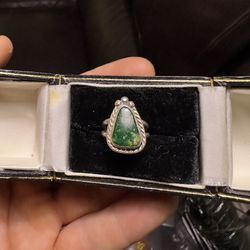 Beautiful 😍 !! Green Stone Ring Set In Solid 925 Sterling Silver !