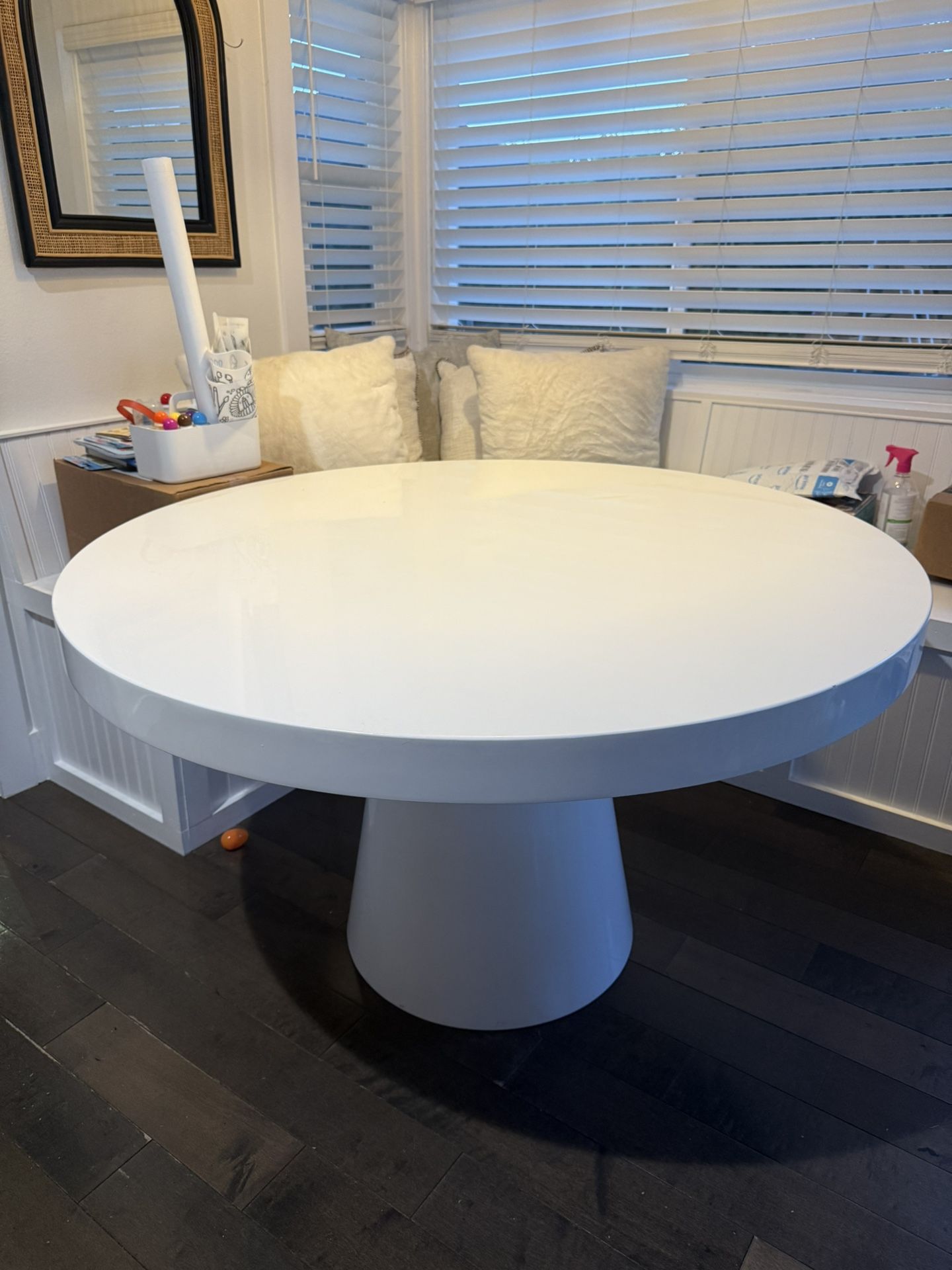 Ceramic Round Breakfast Table
