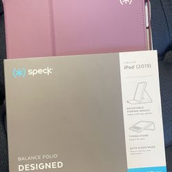 Speck iPad case for iPads 2018-2021