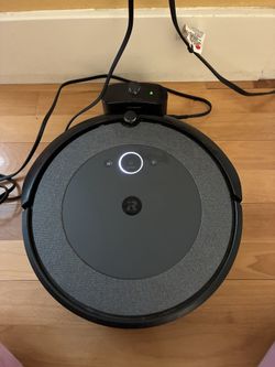 iRobot vacuum,vacuum, self vacuum, ROOMBA VACUMM, floor iRobot vacuum