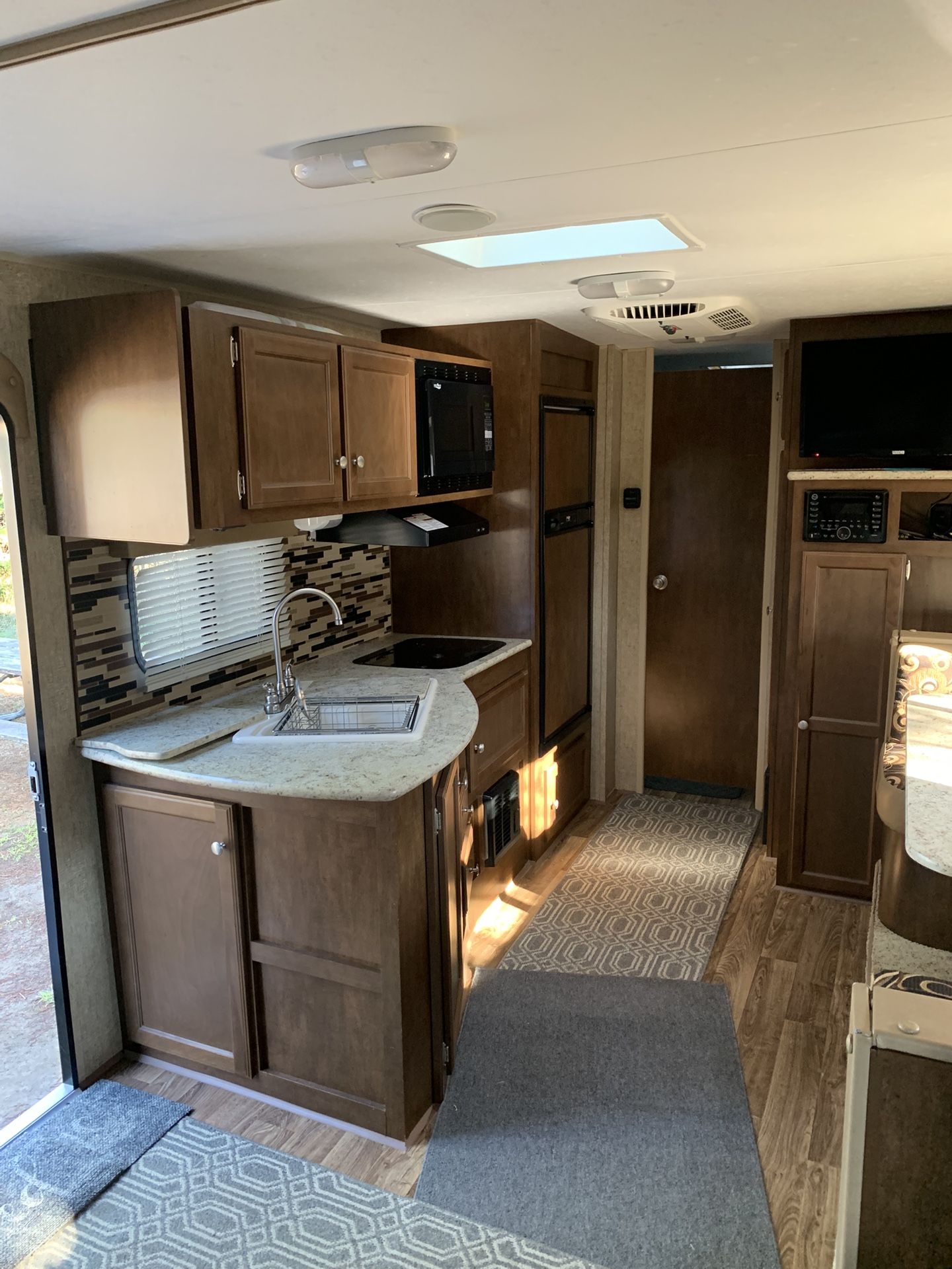 2016 Venture Sonic 220 VRB