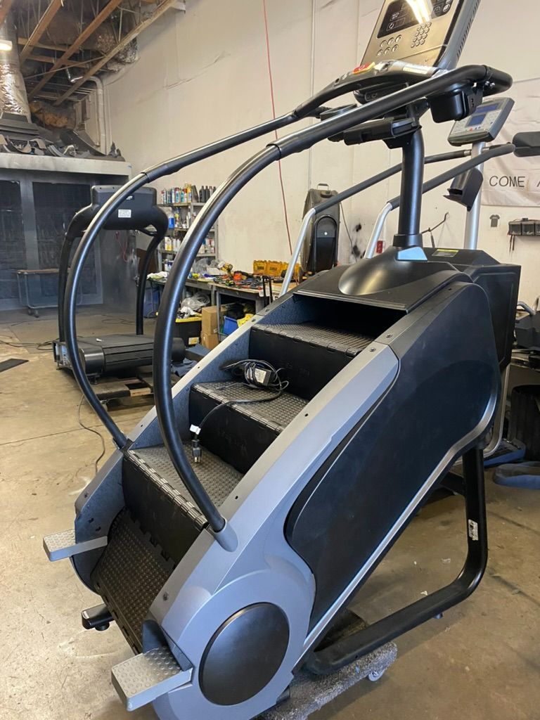 Stairmaster 8G Stepmill Refurbished 