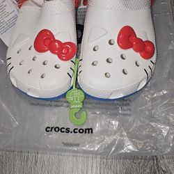 HELLO KITTY KIDS CROCS