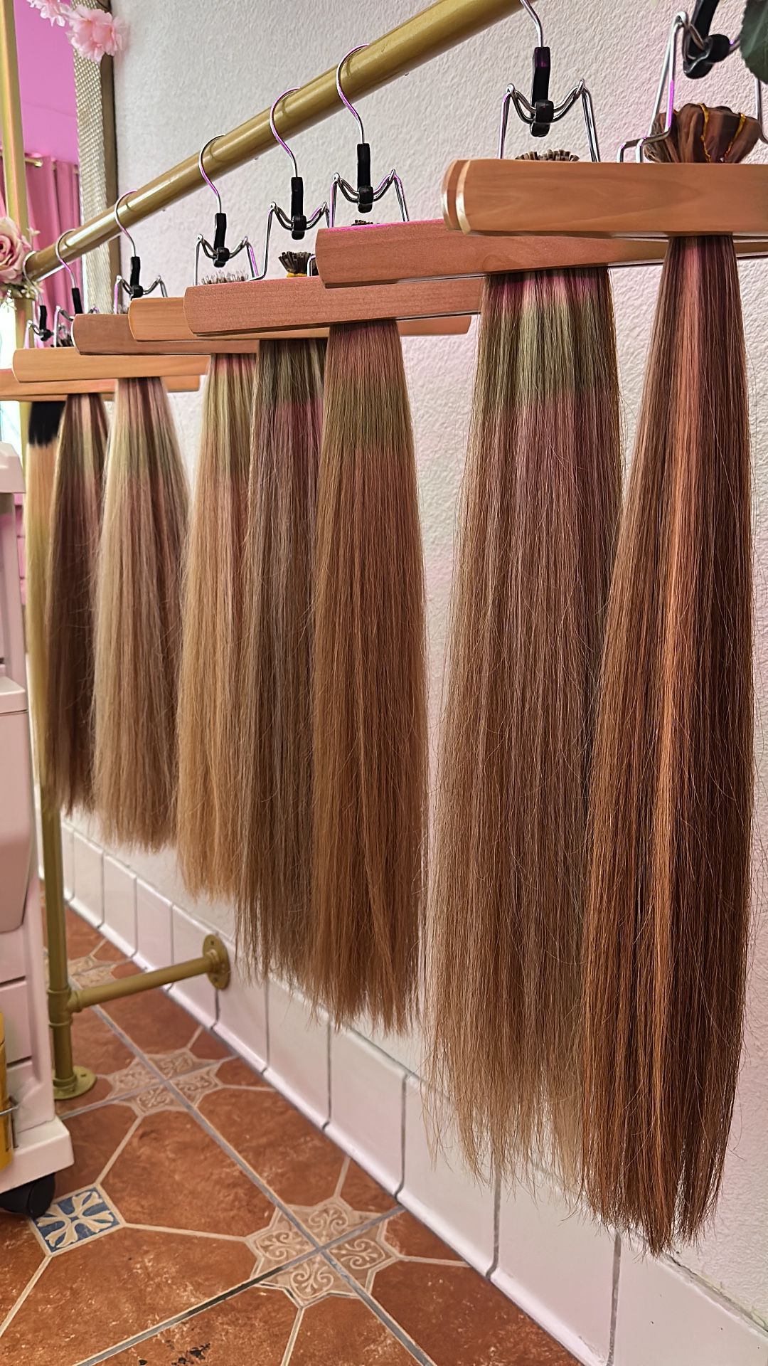 NATURAL HAIR EXTENSIONS 