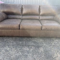 Beautiful Brand New Ashley Couch 