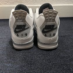 Jordan 4's Retro