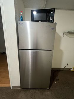 Maytag Top-Freezer Refrigerator (Stainless Steel) - Need gone 8/28