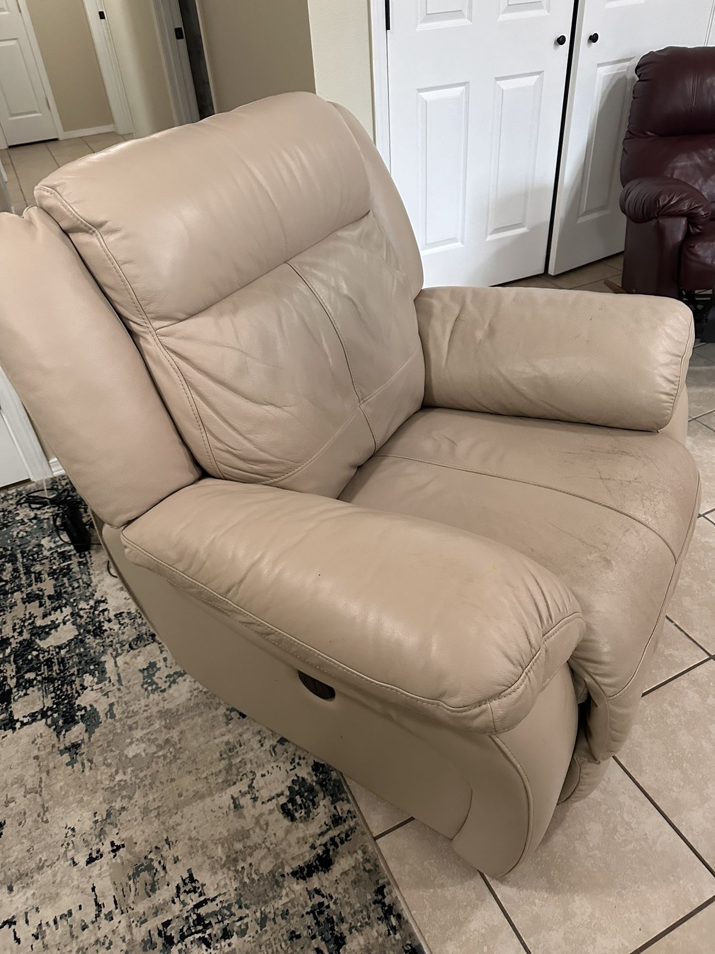 Leather Reclining Powered Sofa 