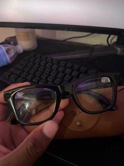 Black Meta glasses