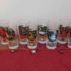 Twelve Days Of Christmas Drinking Glasses, 1st Day And 11th Day Missing. 10 Glasses Total