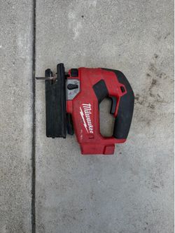 Milwaukee Jigsaw cutter